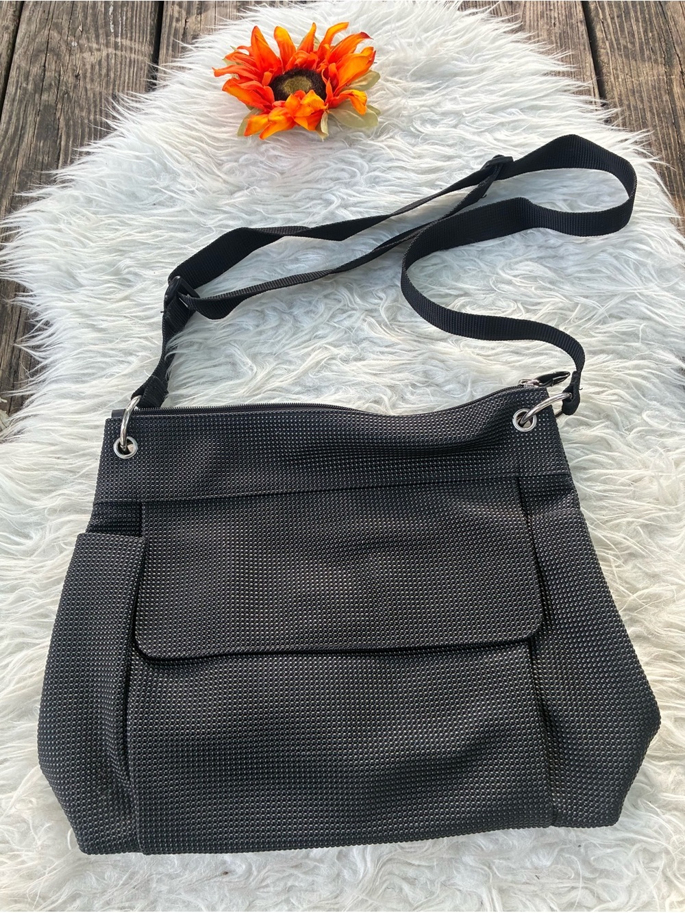 URBAN OXIDE Pebbled large crossbody black bag